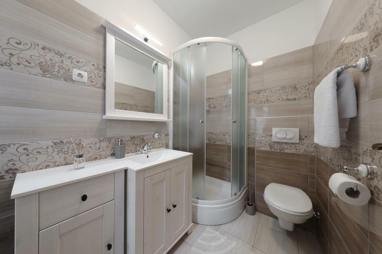 Pave Apartment Zadar Bagian luar foto